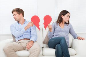 Rozwód bez orzekania o winie – kiedy warto i jak go uzyskać? 1 Rozwód bez orzekania o winie – kiedy warto i jak go przeprowadzić?