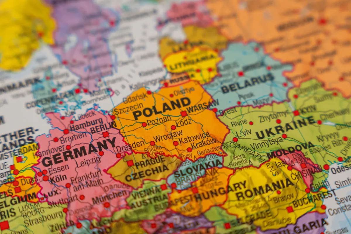 Niemcy inwestują w Polskę – lider w regionie CEE