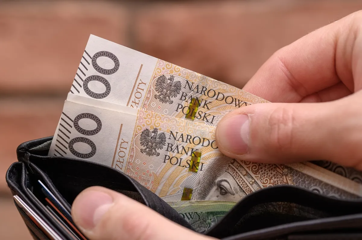 Podwyżka dodatków do emerytur i rent z ZUS w 2026 r. 1 Podwyżka dodatków do emerytur i rent z ZUS w 2026 r.