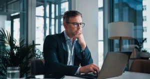 KSeF i AML: Bezpieczeństwo czy Kontrola w Biznesie?