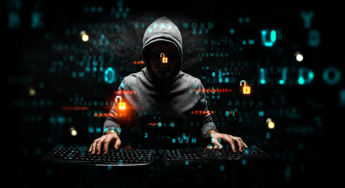 Cyberprzestępcy podszywają się pod polityków – jak się chronić?