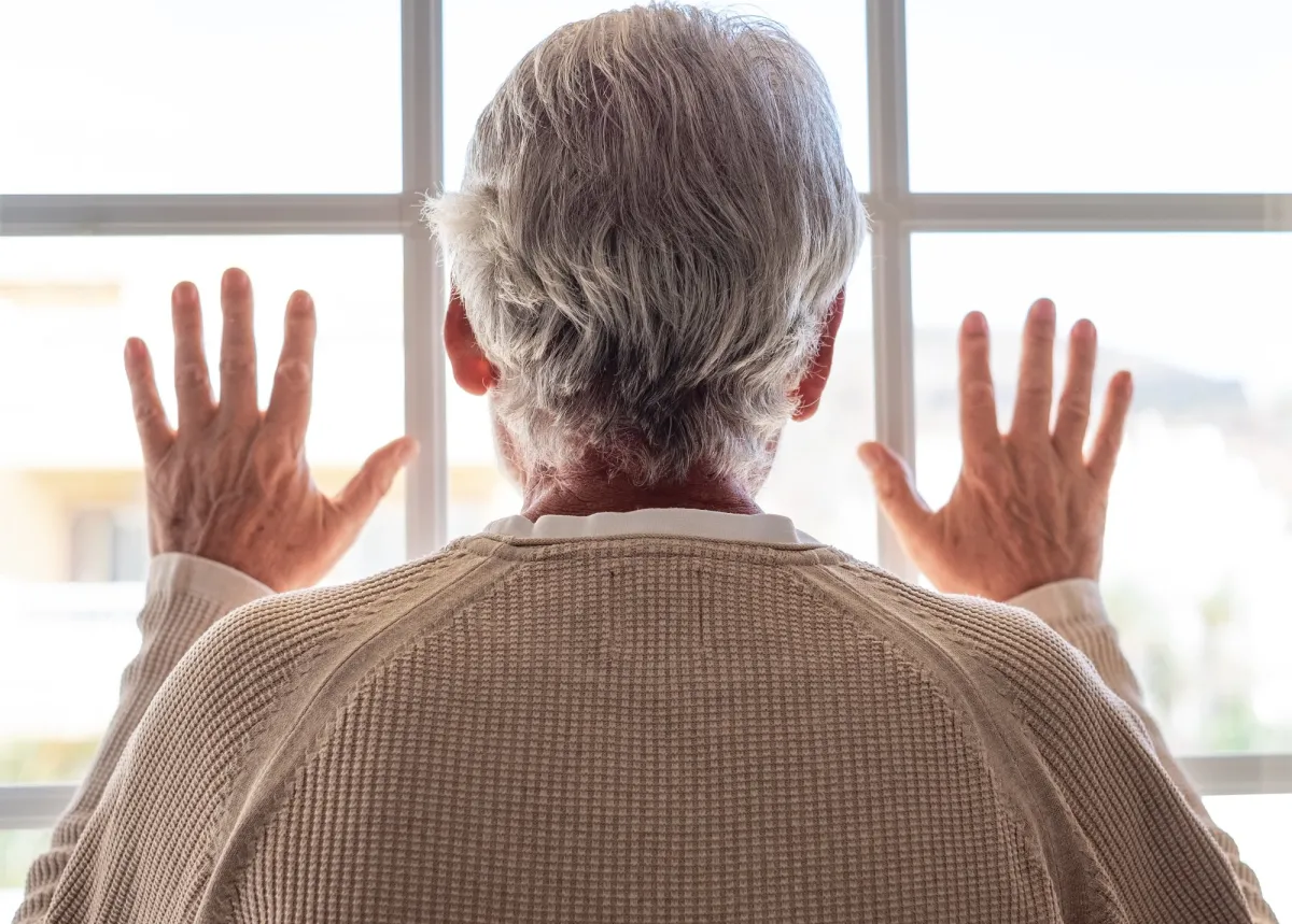 Łóżka-klatki w domach pomocy społecznej – zagrożenie dla seniorów