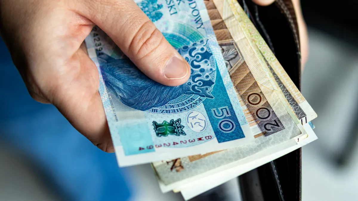 Znalezione pieniądze na ulicy? Nowe prawo to zmienia 1 Znalezione pieniądze na ulicy? Nowe prawo to zmienia